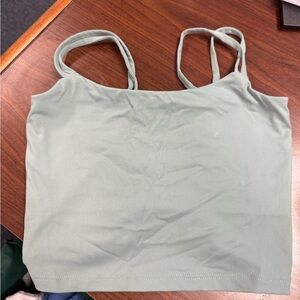 Backless workout top